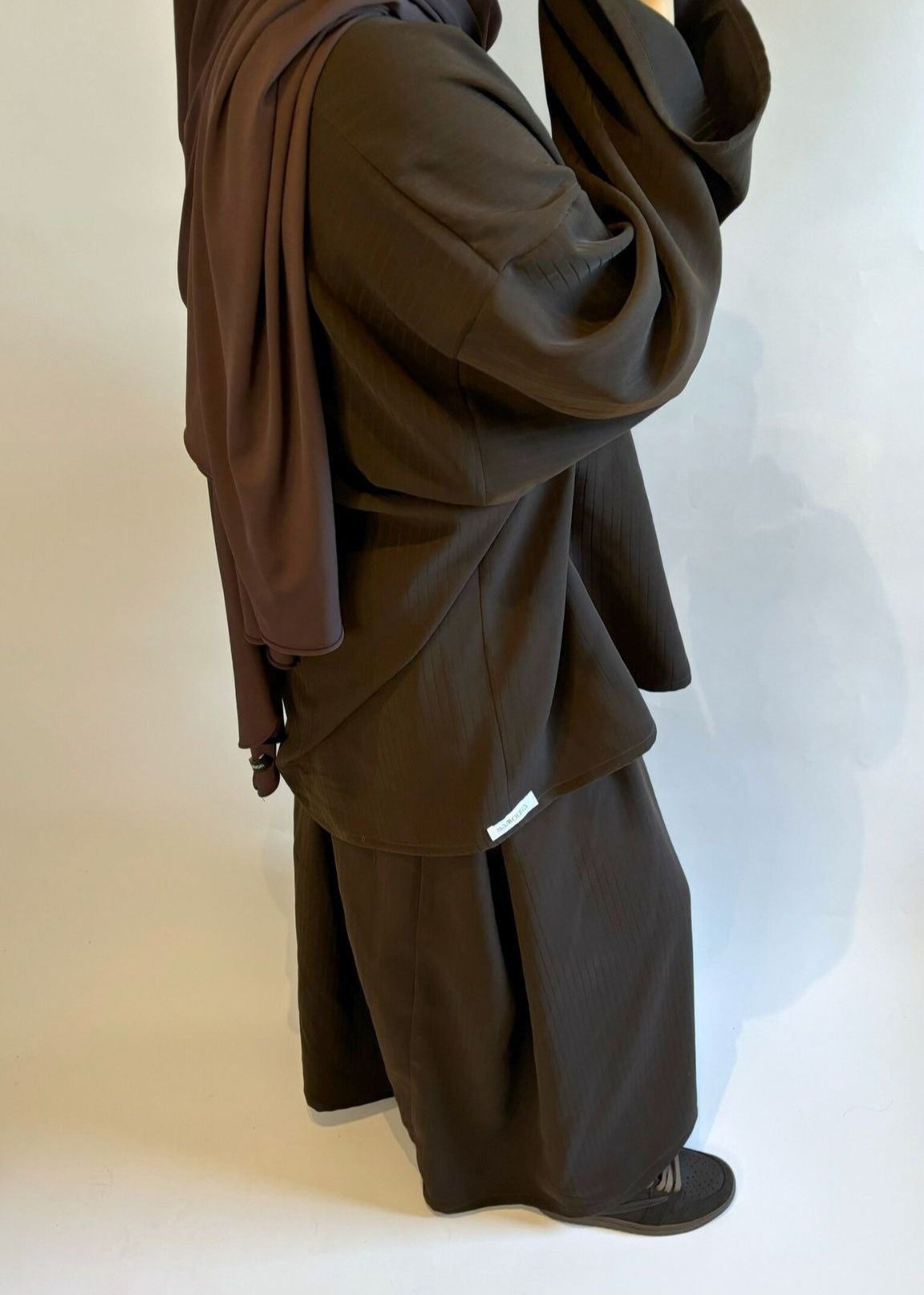 003 - ENSEMBLE OVERSIZE DARK BROWN RAYÉ