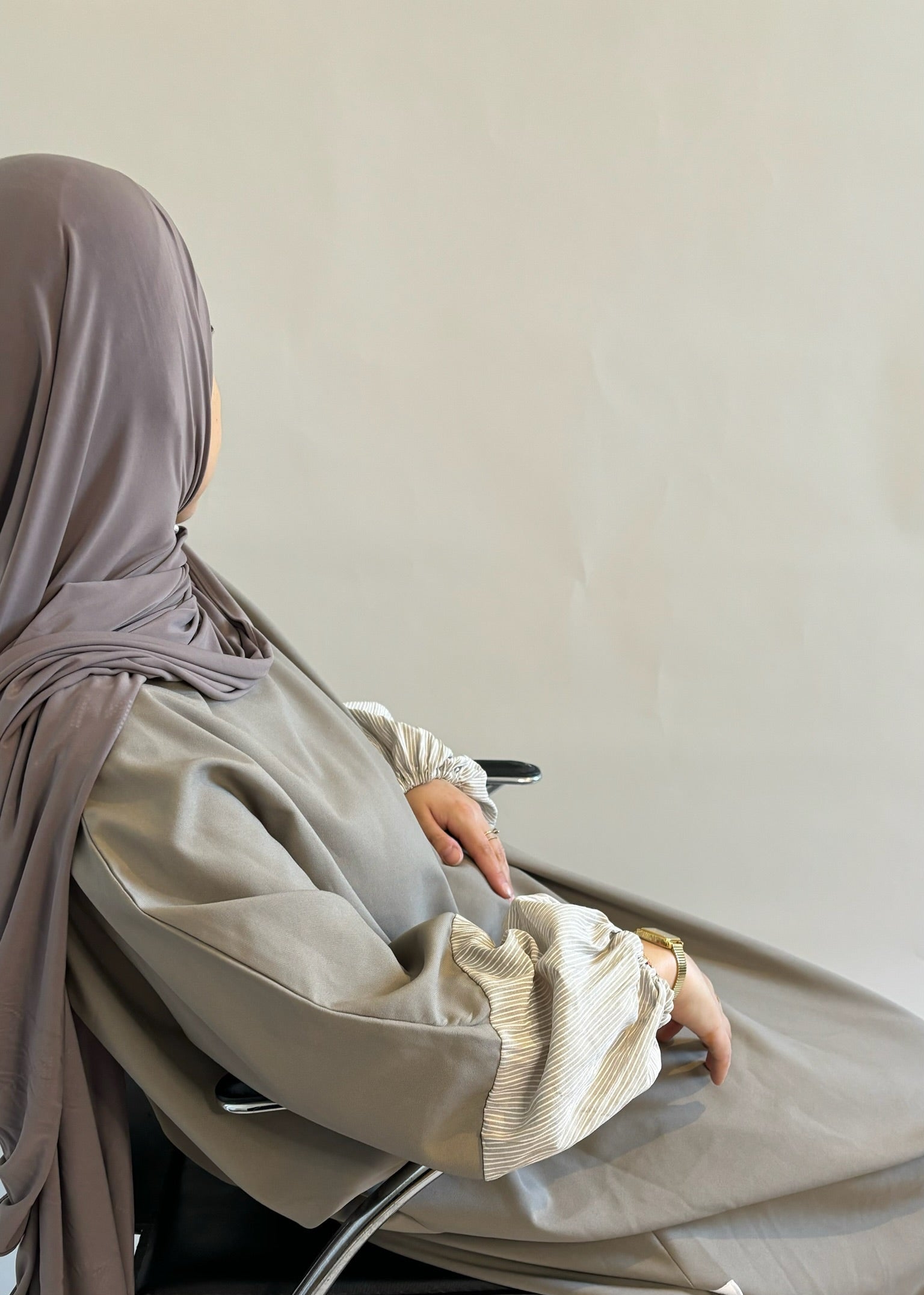 001 - ABAYA MANCHES BOUFFANTES ASH