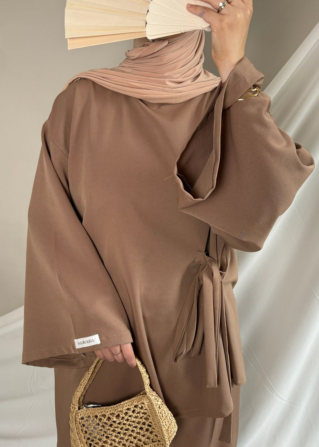 005 - ENSEMBLE ASYMÉTRIQUE