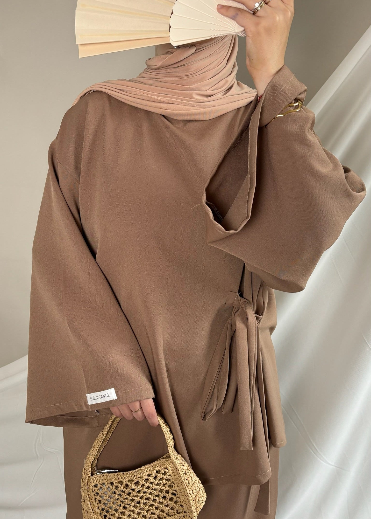 005 - ENSEMBLE ASYMÉTRIQUE