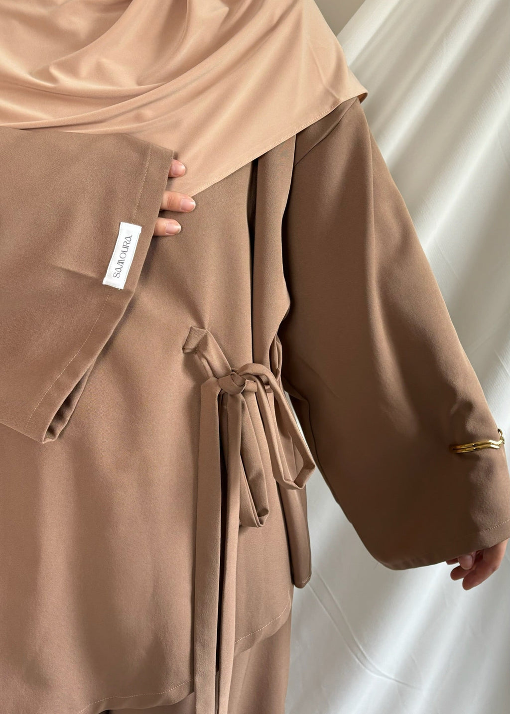 005 - ENSEMBLE ASYMÉTRIQUE